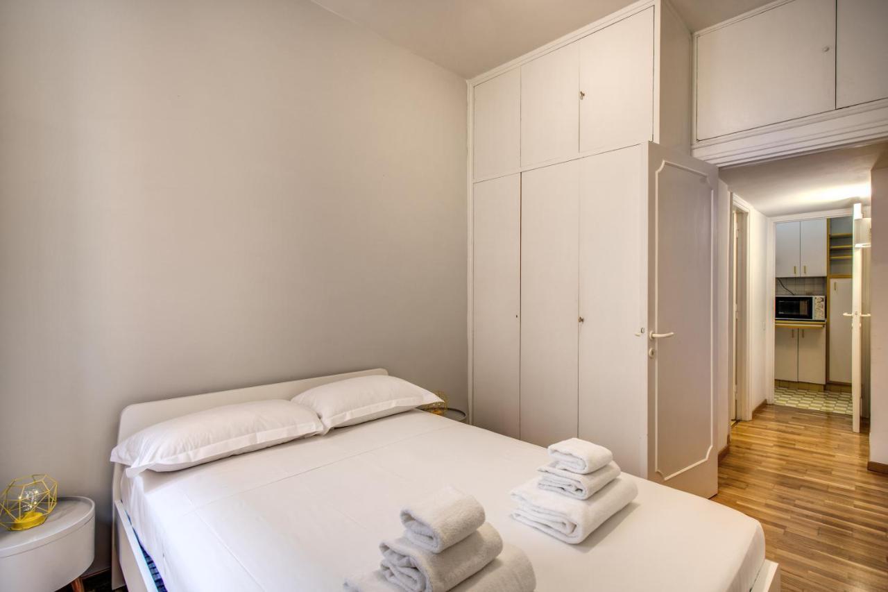 Family Room In Via Del Corso Central 罗马 外观 照片