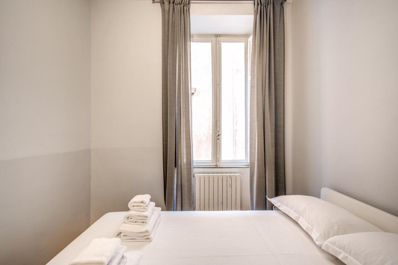 Family Room In Via Del Corso Central 罗马 外观 照片
