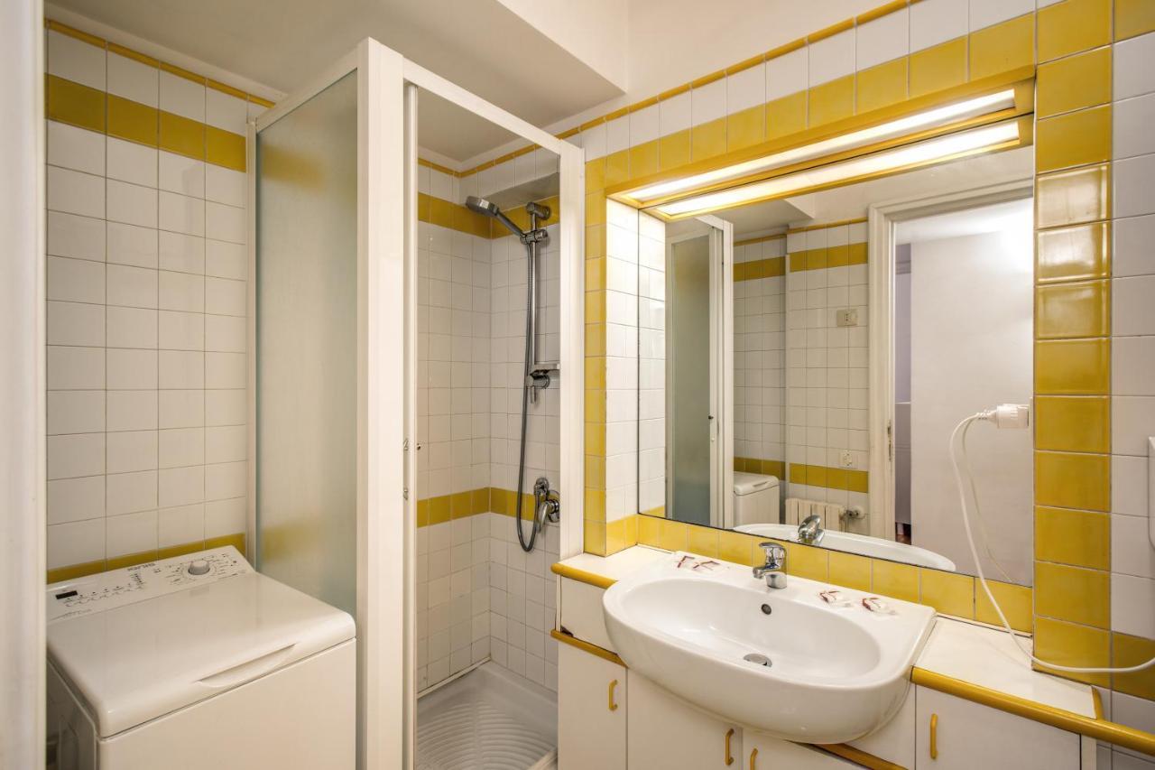 Family Room In Via Del Corso Central 罗马 外观 照片