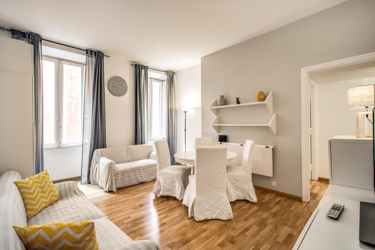 Family Room In Via Del Corso Central 罗马 外观 照片